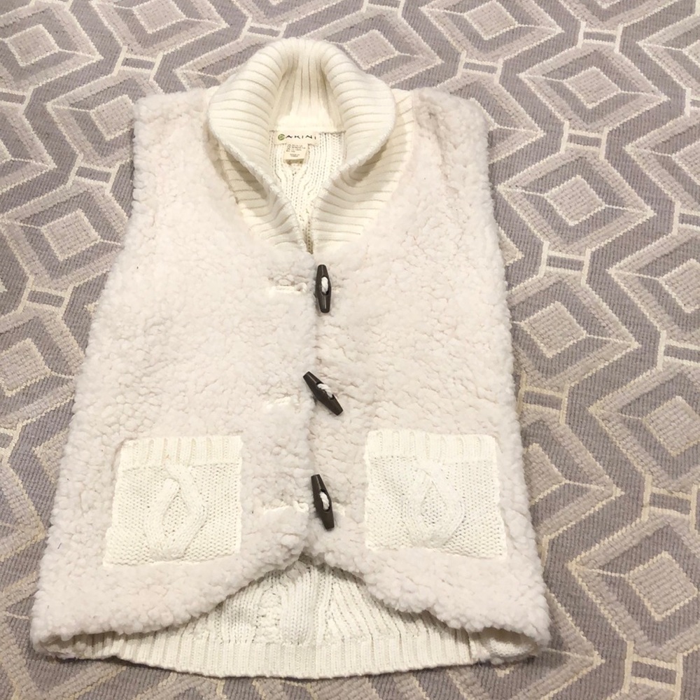 Girl’s Vest
